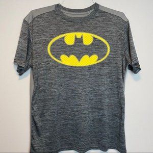 DC Comics BATMAN Short Sleeve Athletic Shirt - M